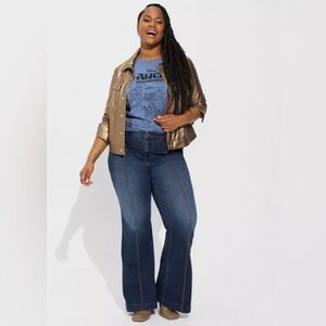 Torrid Sky High Flare Super Soft Jean in Medium Wash Size 20 Tall